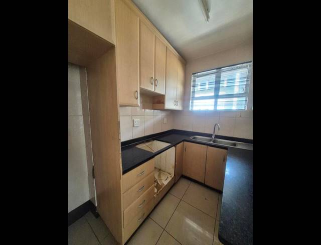 2 BEDROOM PROPERTY TO RENT IN NORTH BEACH